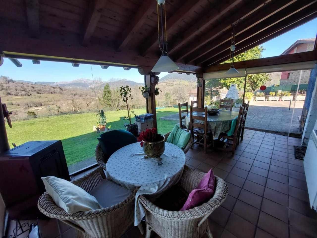 Villa Casa La Gueelina En Asturias Arriondas Exterior foto